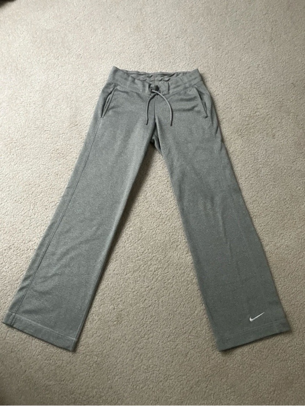 Nike Women’s Thermafit Performance Training Flare Sweatpants Size Small